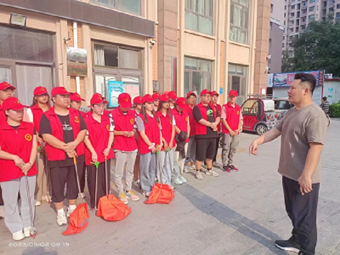 9月2日好博(中国)HAOBO官方网站在凤凰城A区开展志愿服务活动 (4).jpg